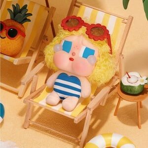 New Pop Mart Crybaby Vacation Mode On Sunbathing Sealed